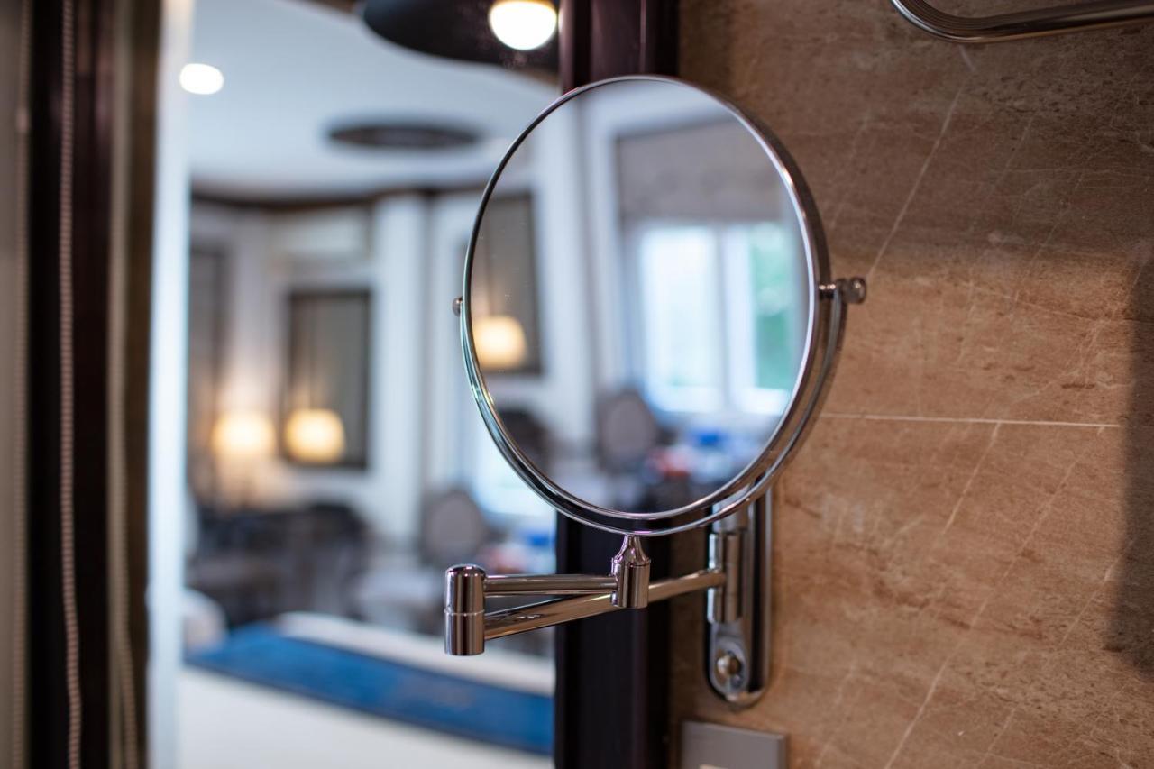 Alisa Hotel & Spa Hanoi Eksteriør bilde
